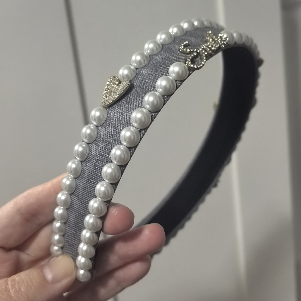 Black and Gray Headband